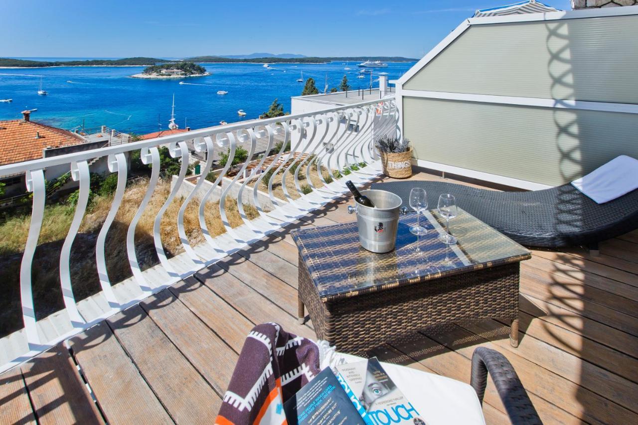 Rooms Carpe Diem Hvar ฮวาร์ ภายนอก รูปภาพ