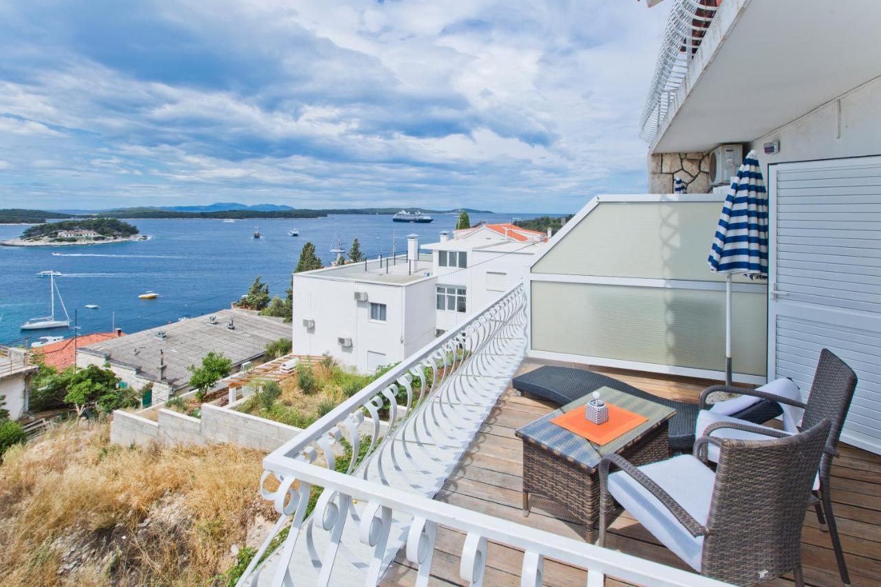 Rooms Carpe Diem Hvar ฮวาร์ ภายนอก รูปภาพ