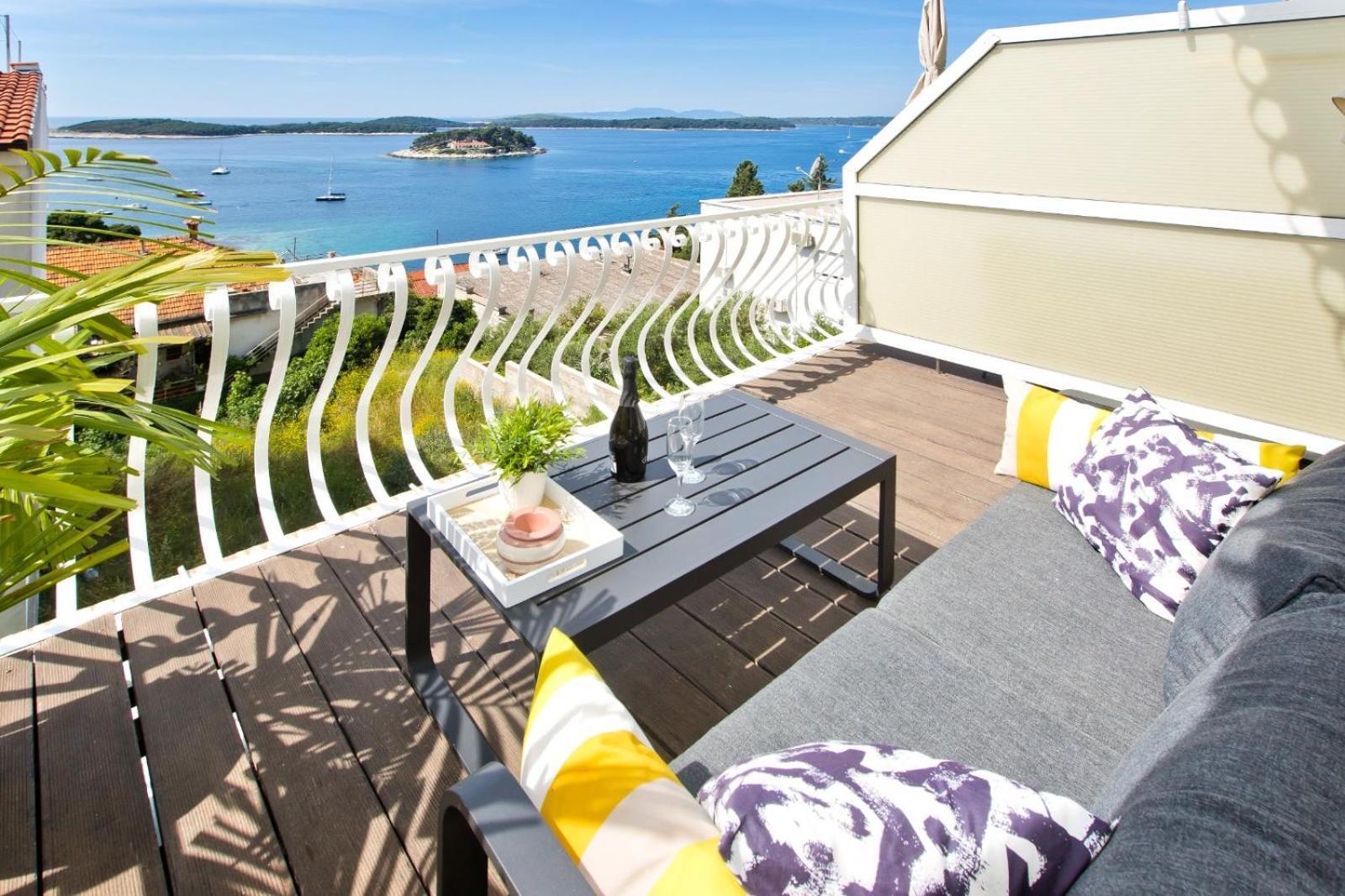 Rooms Carpe Diem Hvar ฮวาร์ ภายนอก รูปภาพ