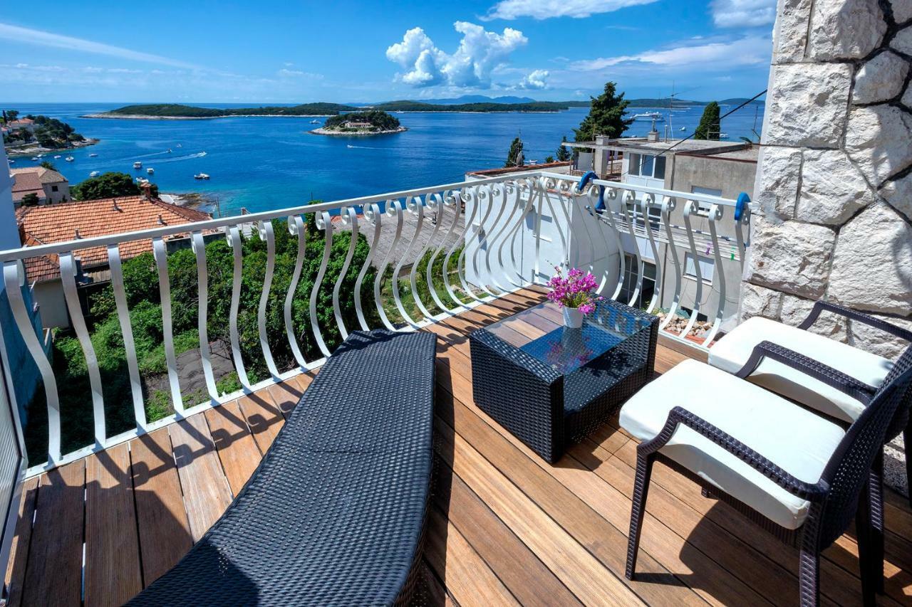 Rooms Carpe Diem Hvar ฮวาร์ ภายนอก รูปภาพ