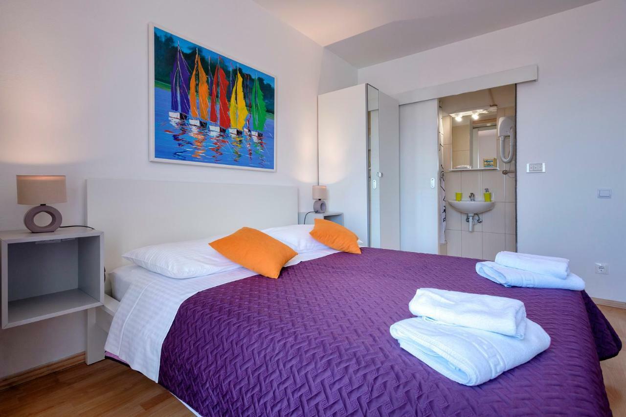 Rooms Carpe Diem Hvar ฮวาร์ ภายนอก รูปภาพ