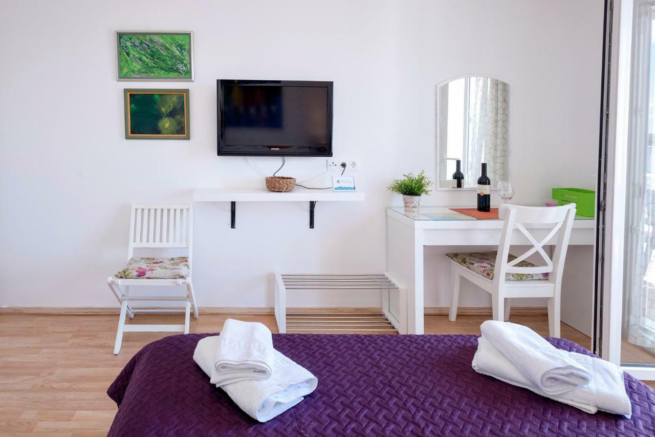 Rooms Carpe Diem Hvar ฮวาร์ ภายนอก รูปภาพ